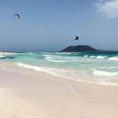 Beautiful Garden Flat Nearly Refurbished Free Wifi * コラレホ