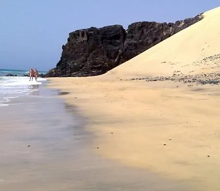 Beautiful Garden Flat Nearly Refurbished Free Wifi アパート *